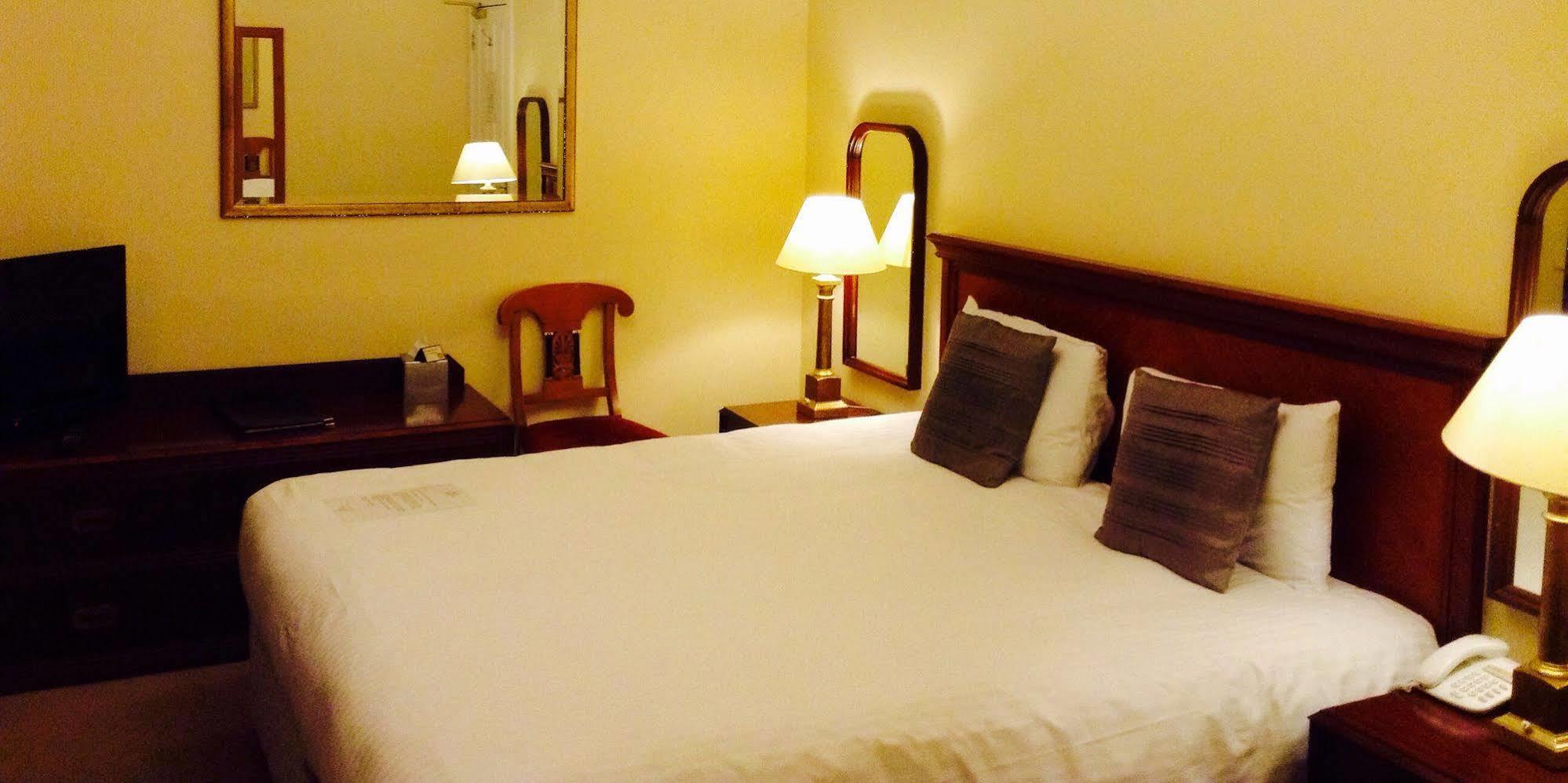 Grampian Hotel Перт Екстер'єр фото